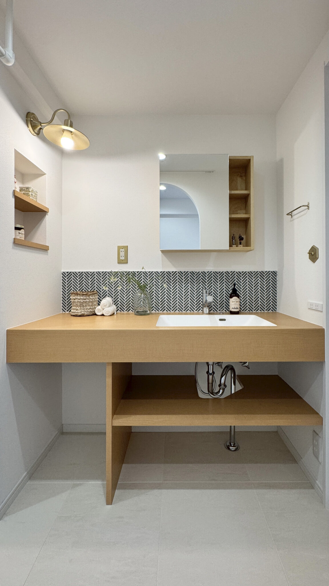 033 Used Mansion Renovation