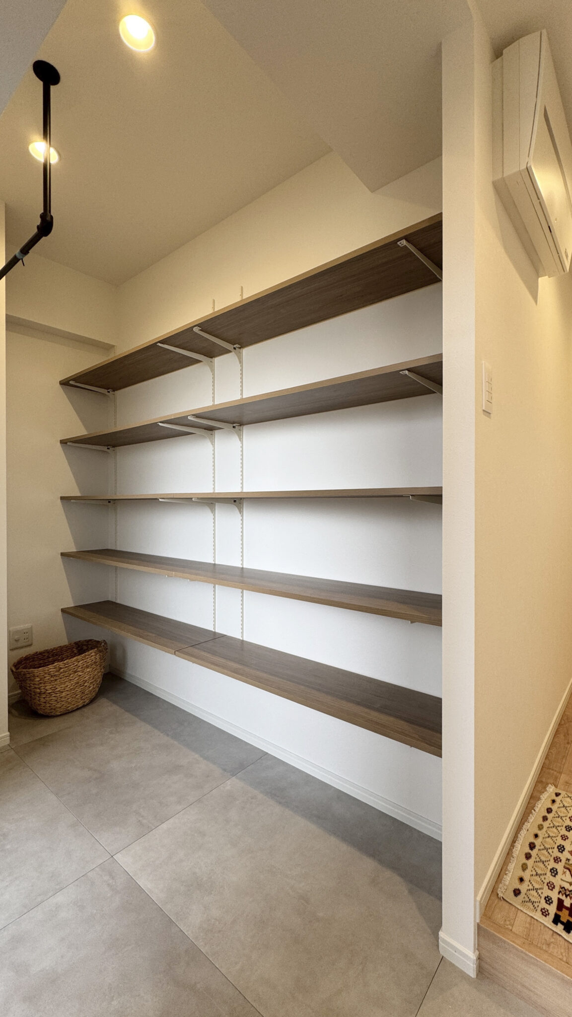 038 Used Mansion Renovation