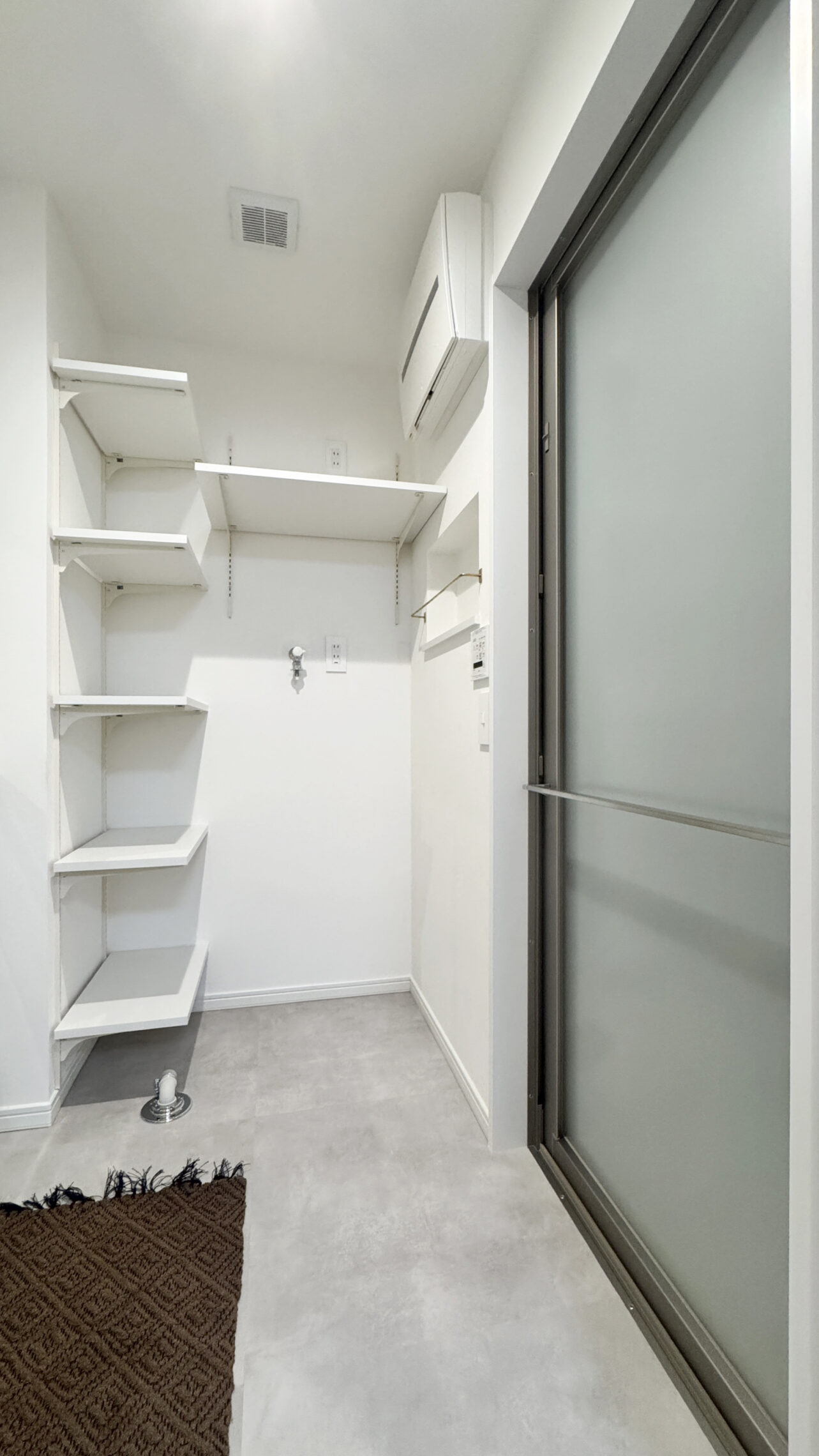 041 Used Mansion Renovation